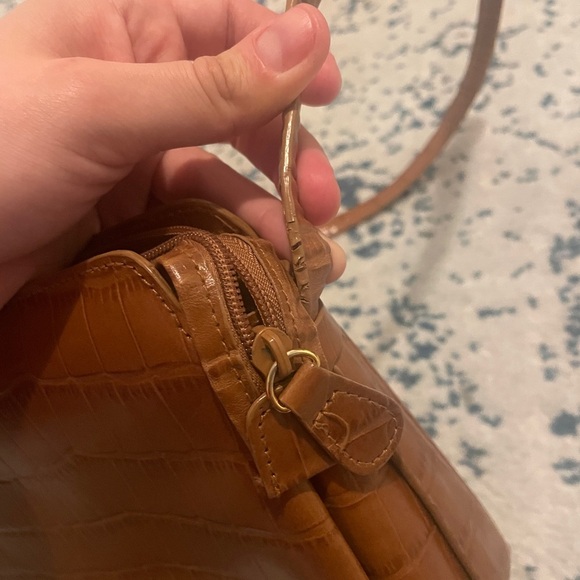 Brown Leather Chestnut Embossed Crossbody Pocketbook by Etienne Aigner - Picture 9 of 13